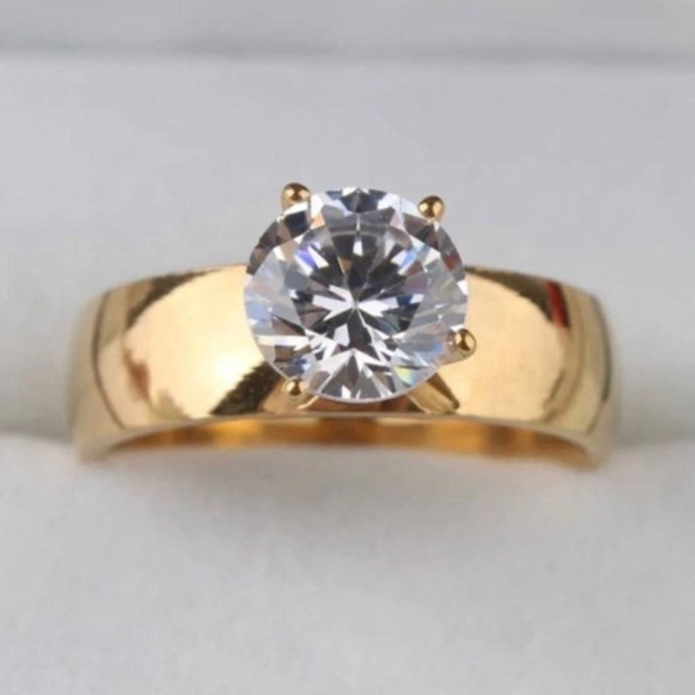 New Gold Diamond Ring SIZE 9